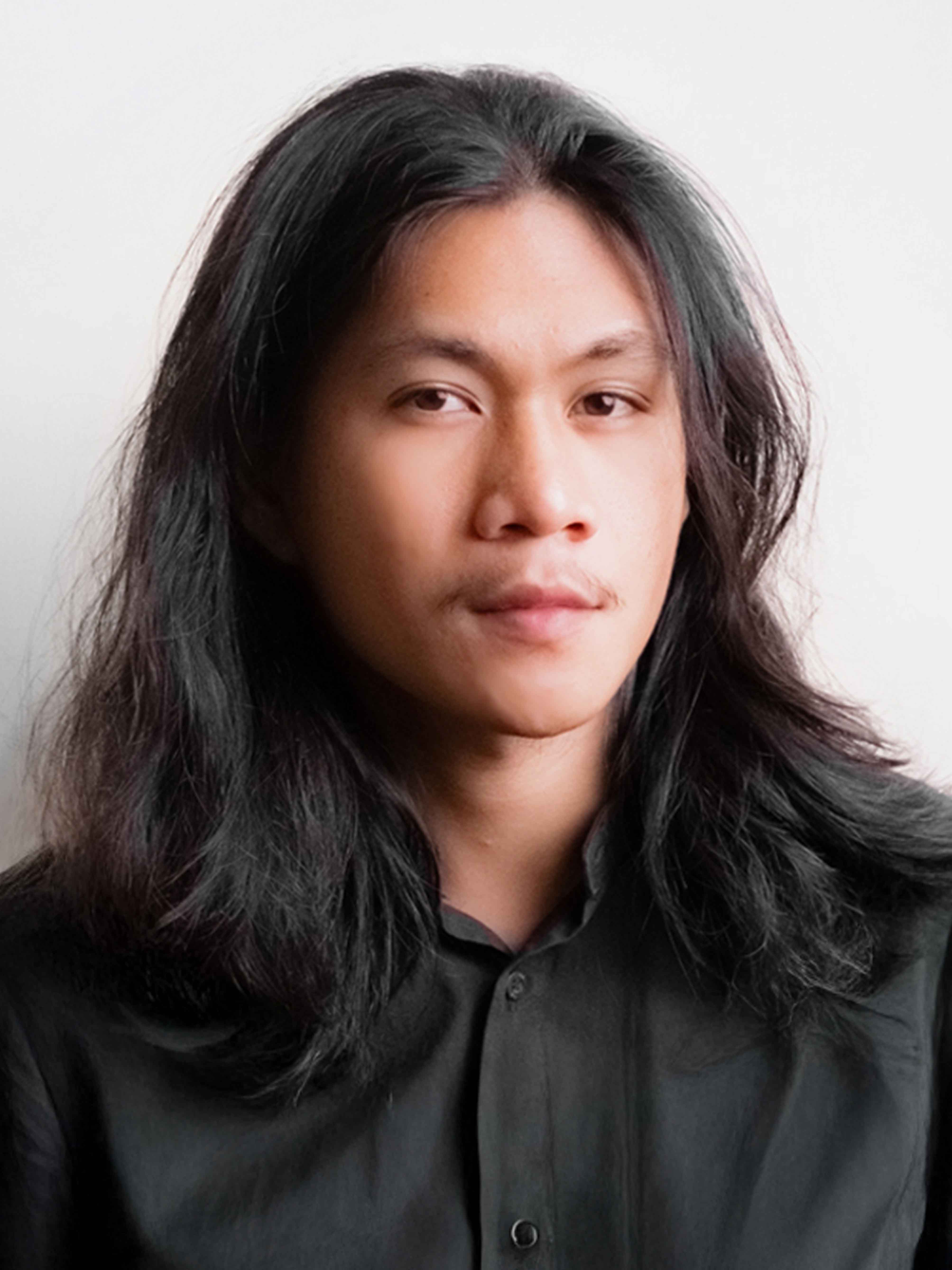 Yoga Pratama
